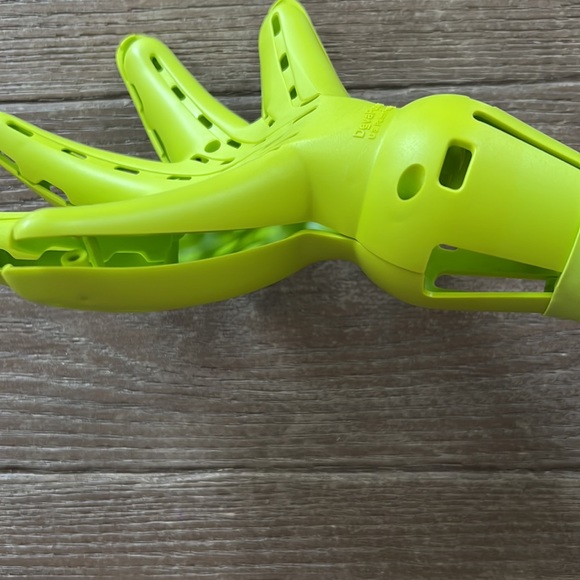 DevaCurl DEVAFUSER Universal Diffuser For All Curls - Picture 9 of 11